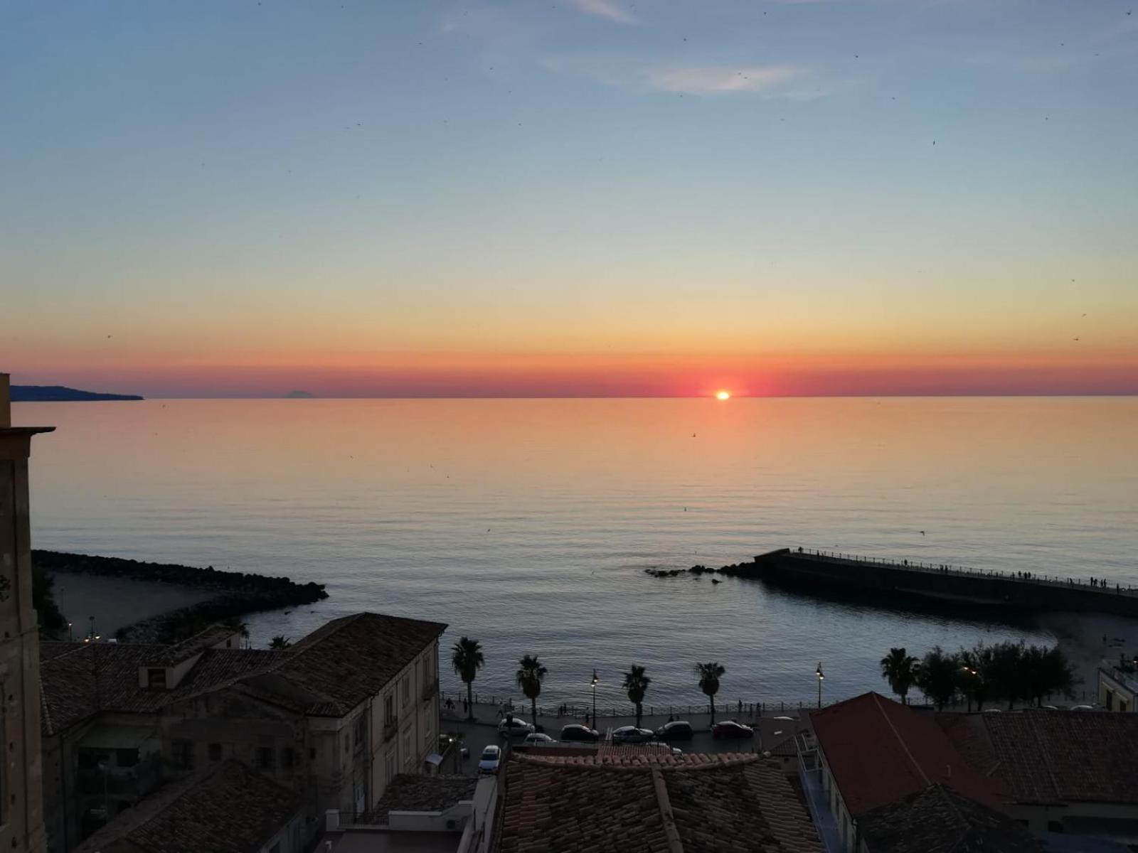 Apartament La Terrazza Sul Mare Pizzo  Zewnętrze zdjęcie